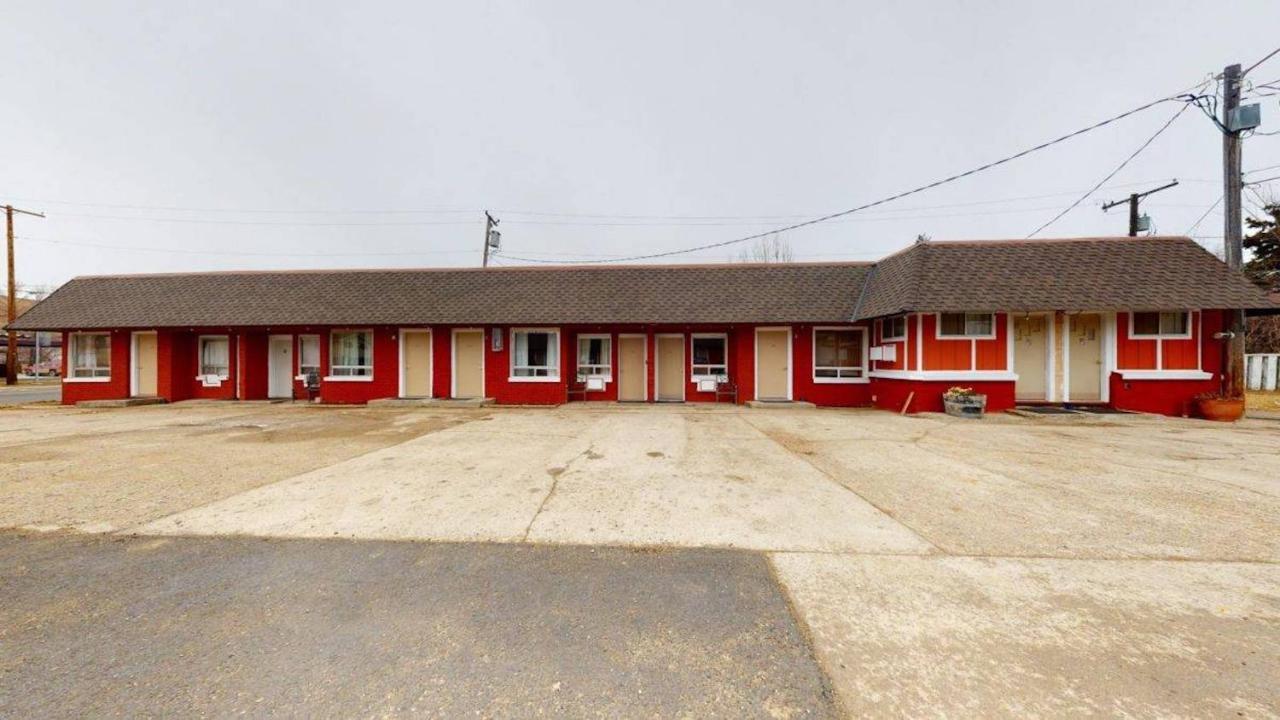 Trail'S End Motel Downtown Lewistown Bagian luar foto